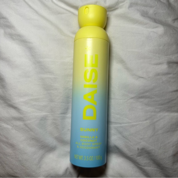 3 for $15 NEW Daise All Body Spray - Picture 2 of 3
